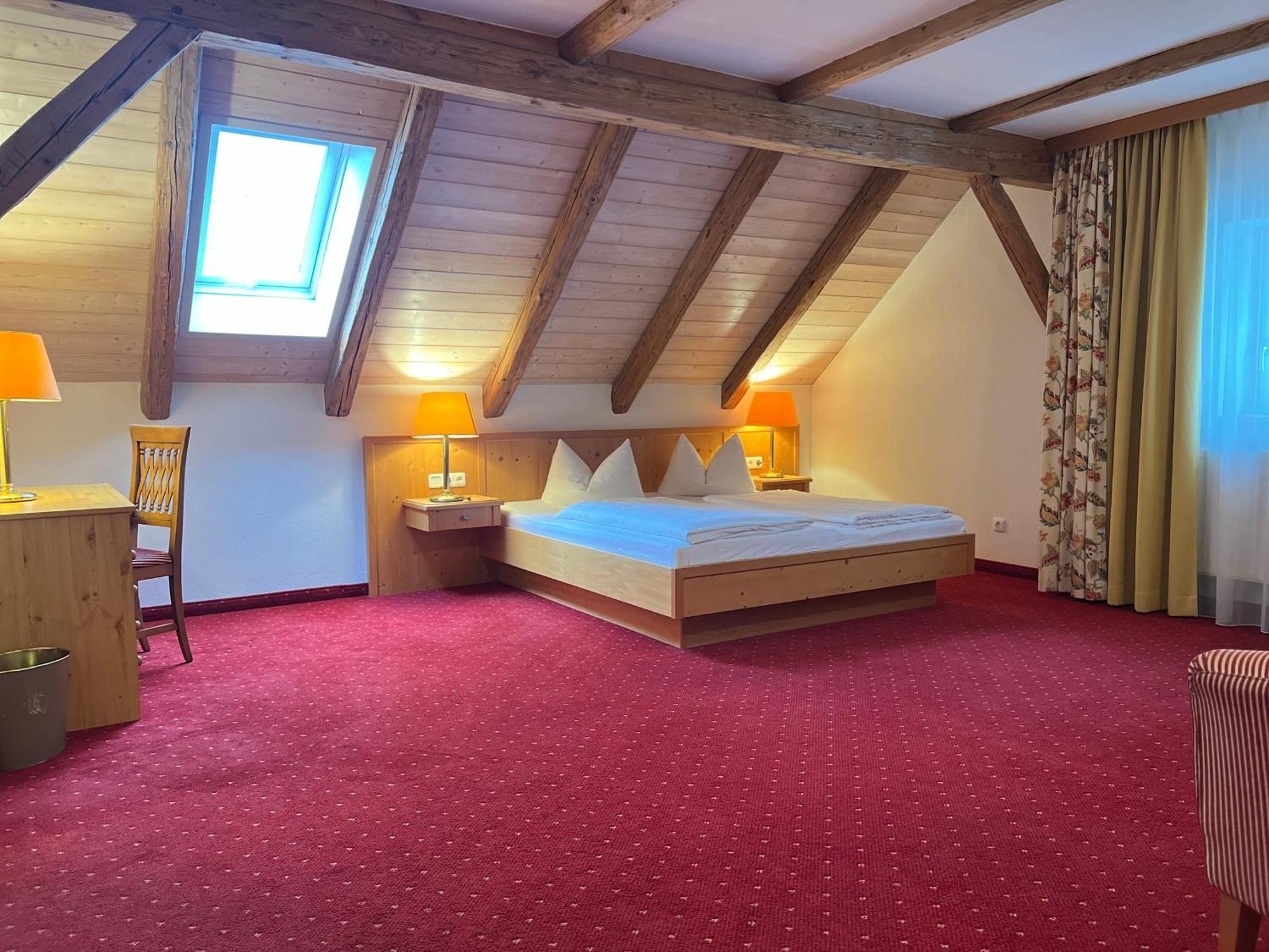 Gasthaus Zur Post Waal Buitenkant foto